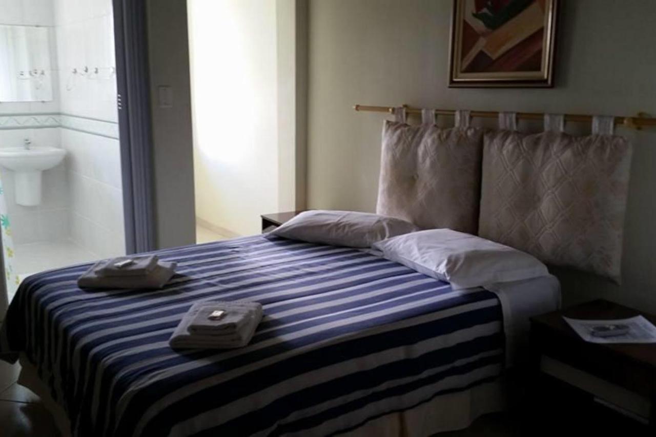 Hotel Vison Жарину Екстериор снимка
