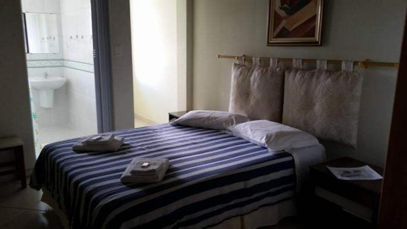Hotel Vison Жарину Екстериор снимка